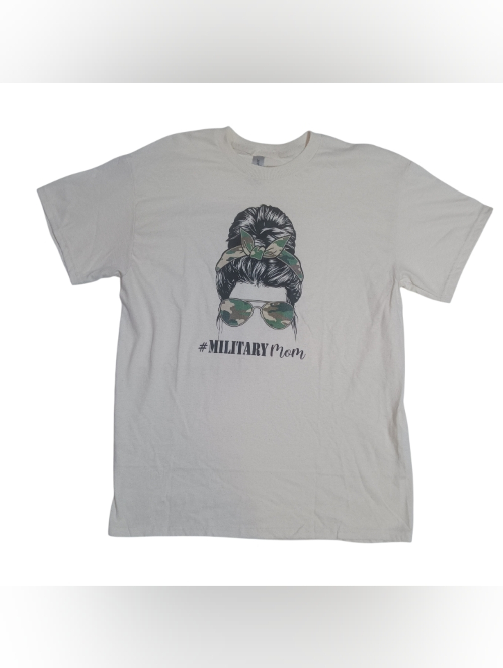 New Military Mom Life Messy Bun T-shirt Cream Tan Camo Sz M